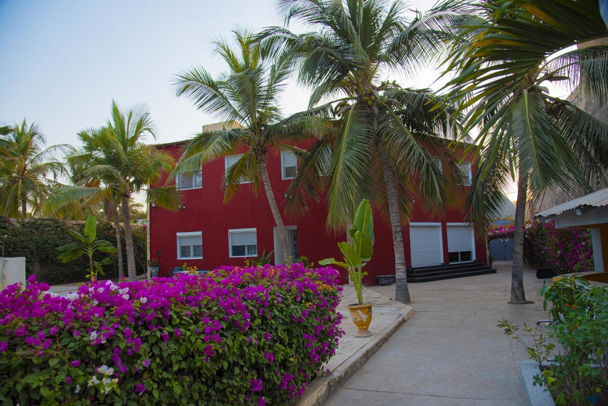 Chambres D'Hotes Villa Luciana Saly Екстериор снимка