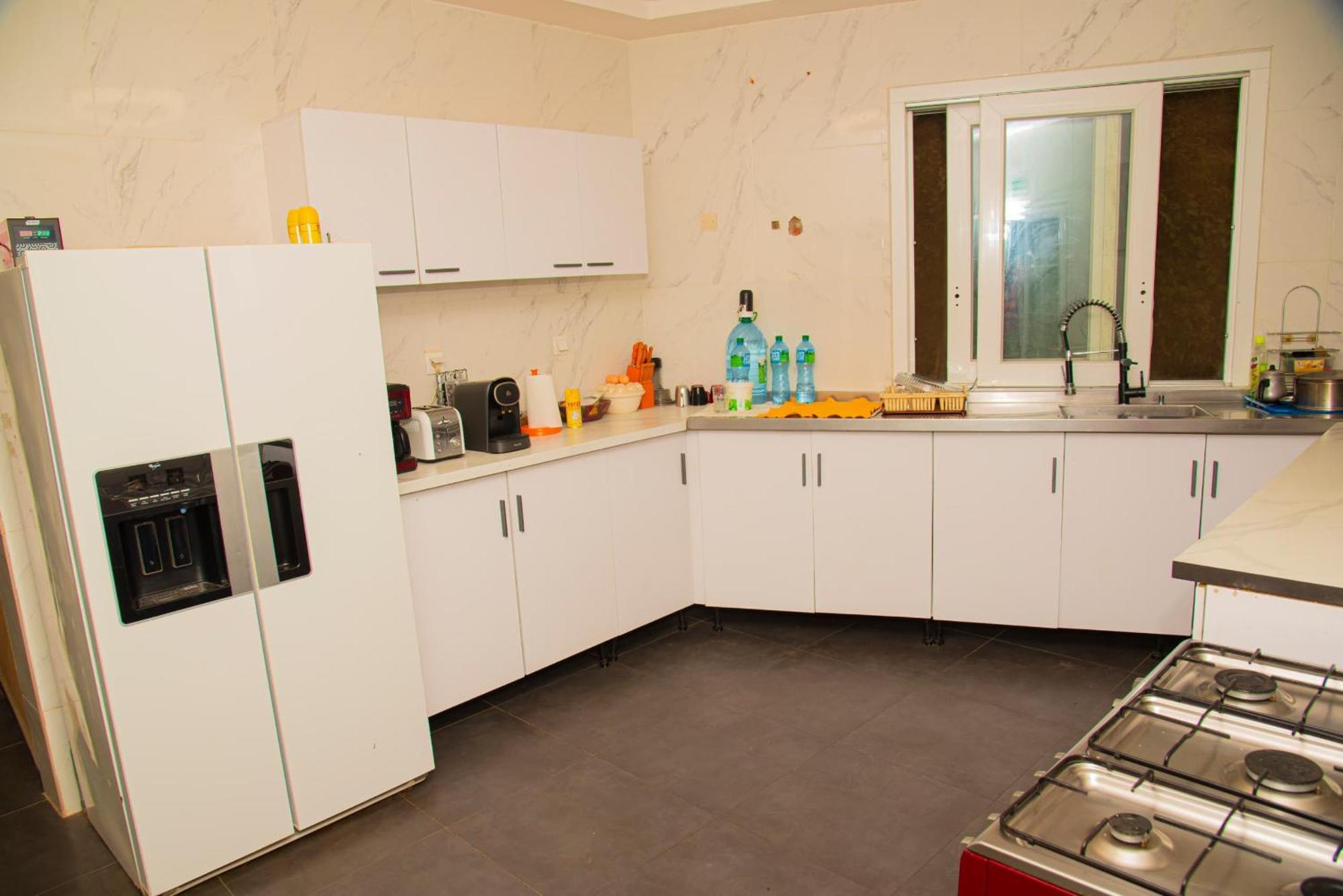 Chambres D'Hotes Villa Luciana Saly Екстериор снимка
