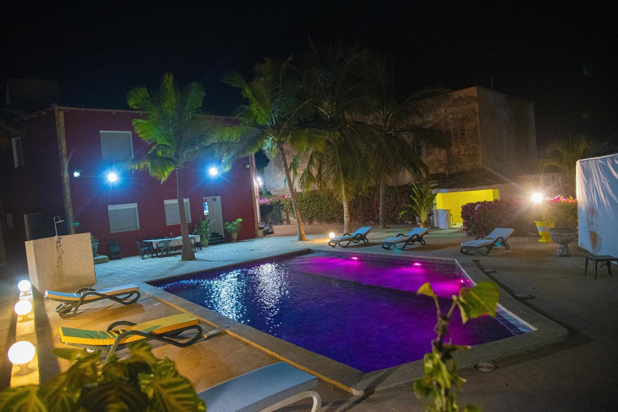 Chambres D'Hotes Villa Luciana Saly Екстериор снимка