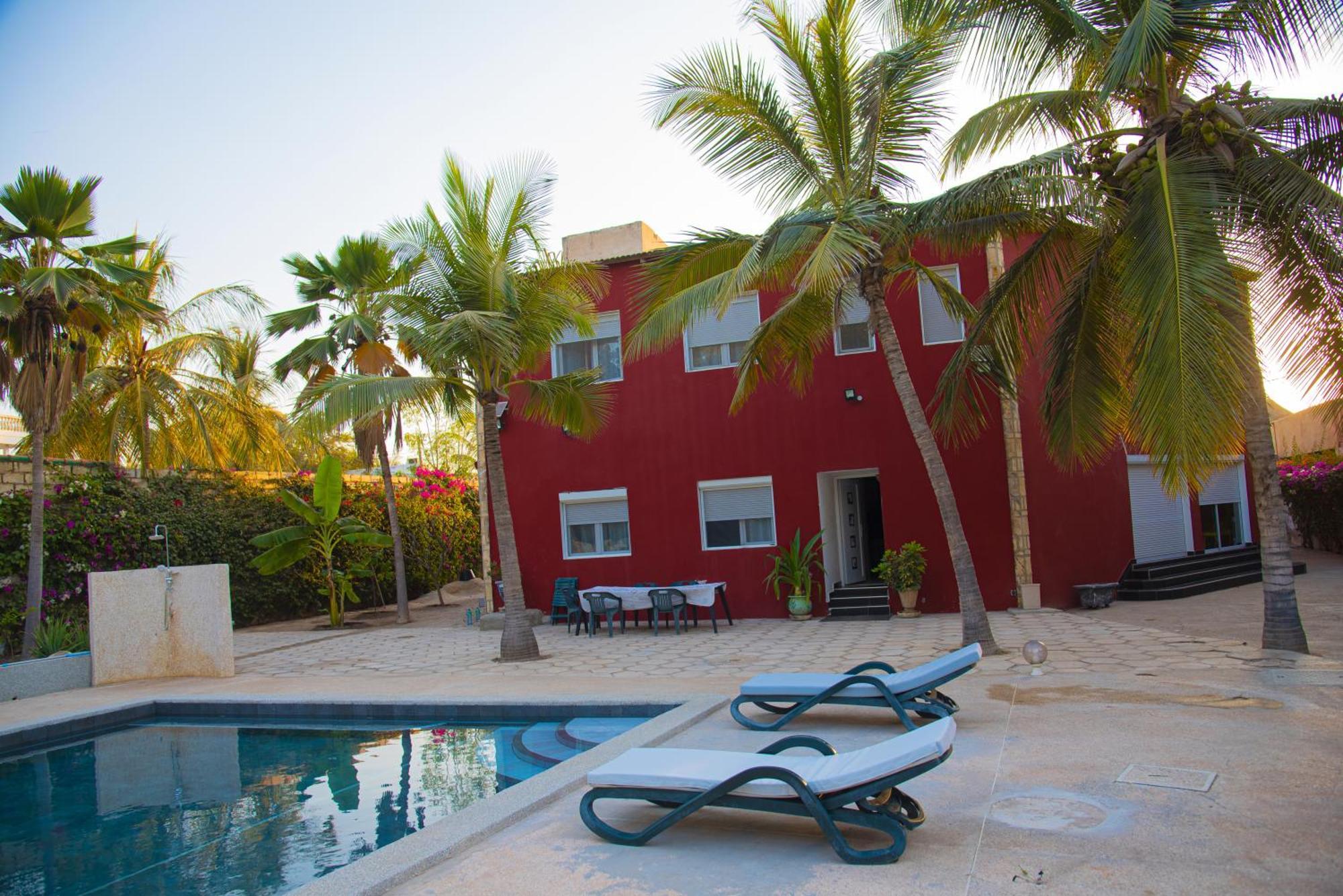 Chambres D'Hotes Villa Luciana Saly Екстериор снимка