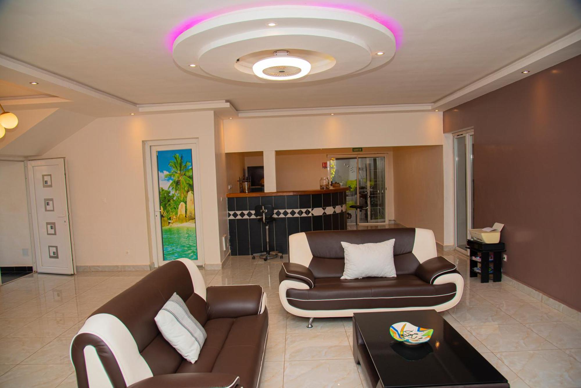 Chambres D'Hotes Villa Luciana Saly Екстериор снимка